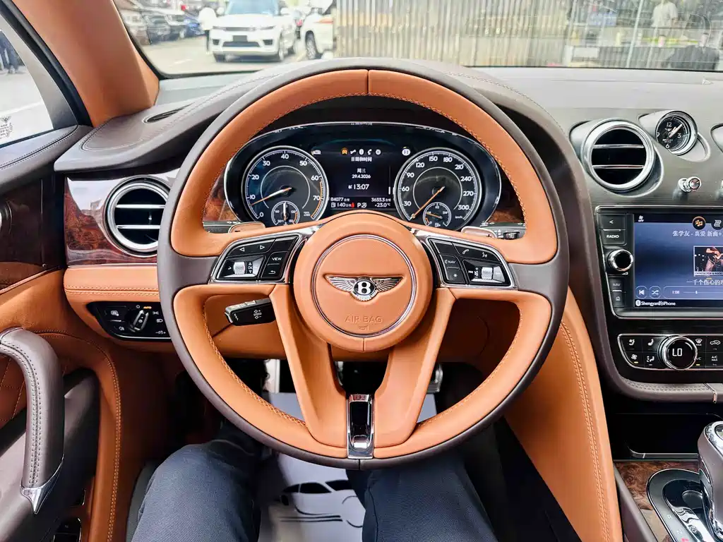 Bentayga 6.0 T Standard