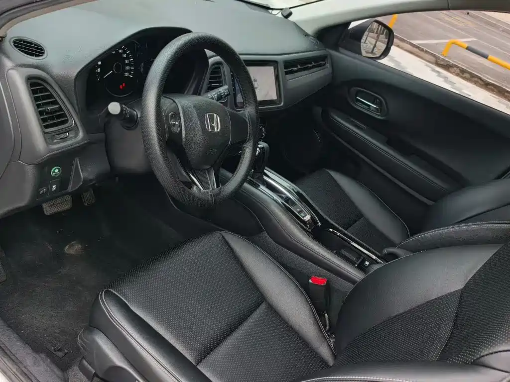 Vezel 1.5 L CVT 2 WD Comfort