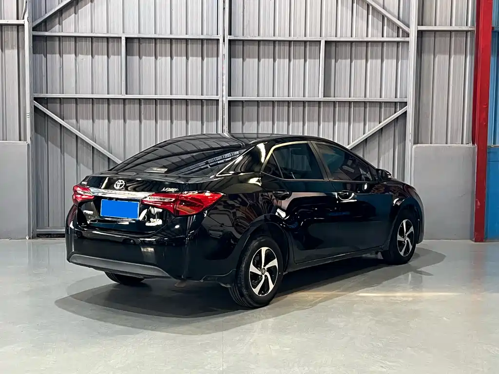 Levin Facelift 185 T CVT Elite CN-V