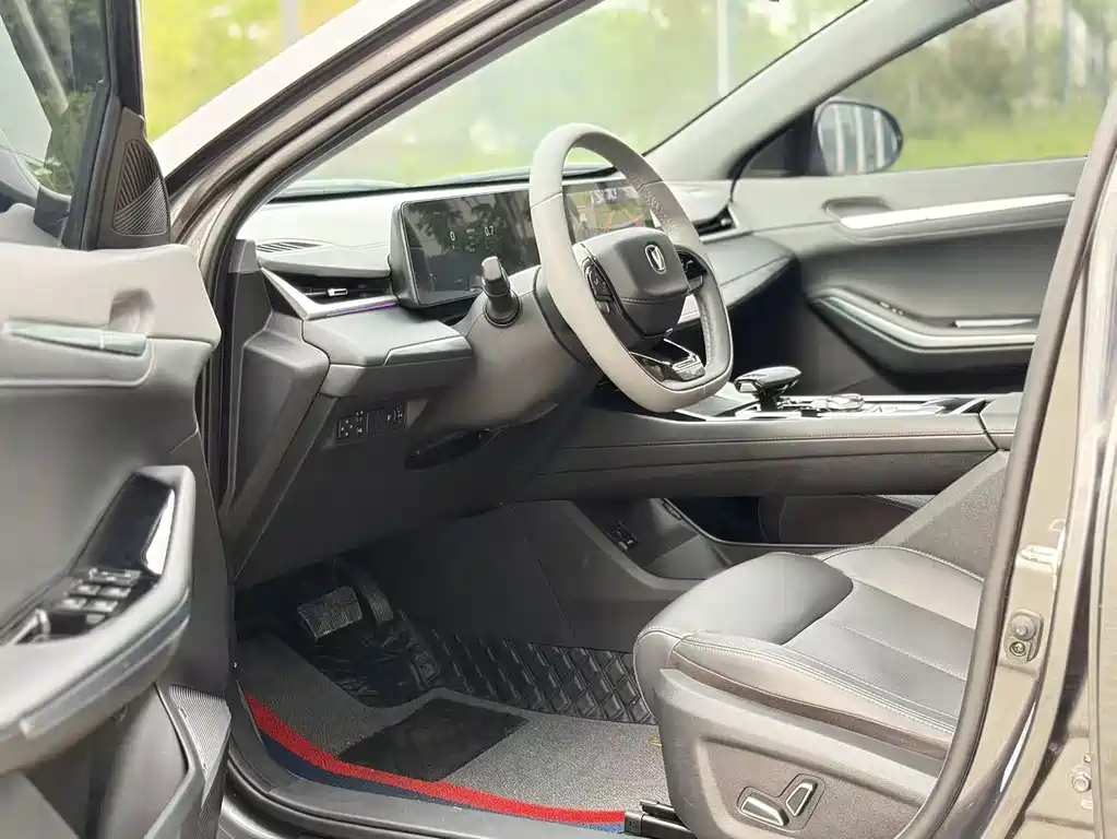Ruicheng PLUS 1.5 T DCT Leading Joy