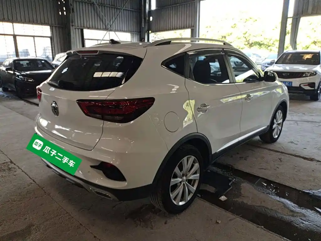MG ZS 180 DVVT Auto Lite