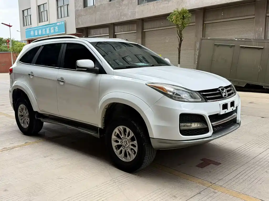 Yusheng S350 2.4 T Auto 4 WD Diesel Super Luxury 5-seat