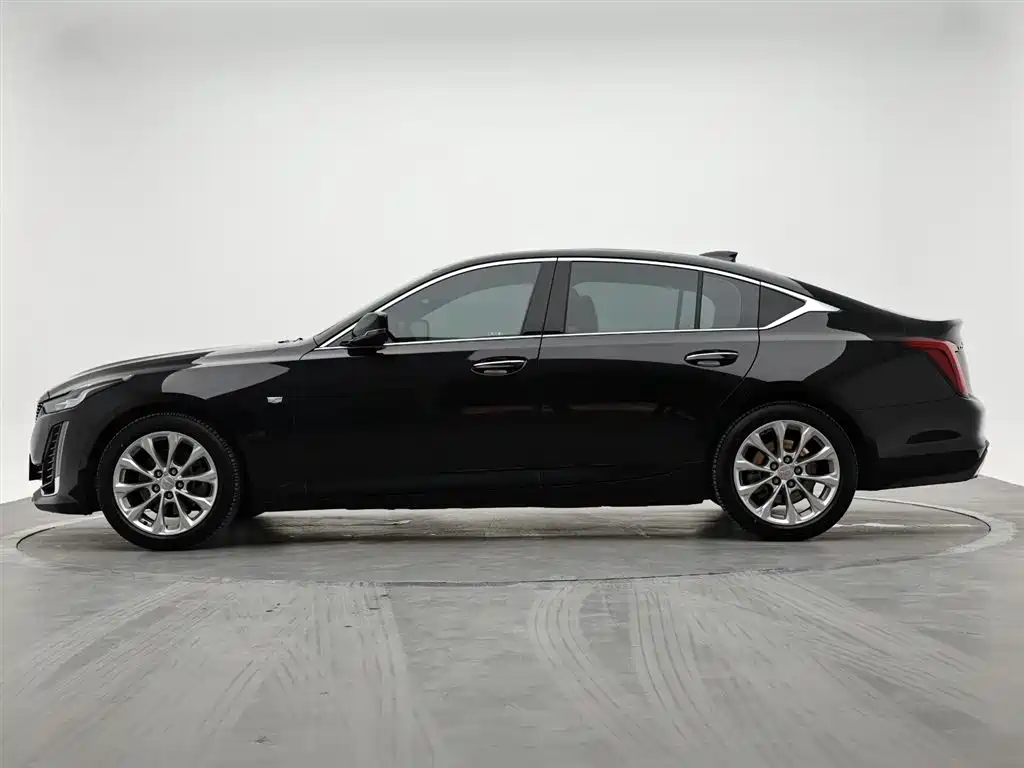Cadillac CT5 28 T Luxury (Standard)