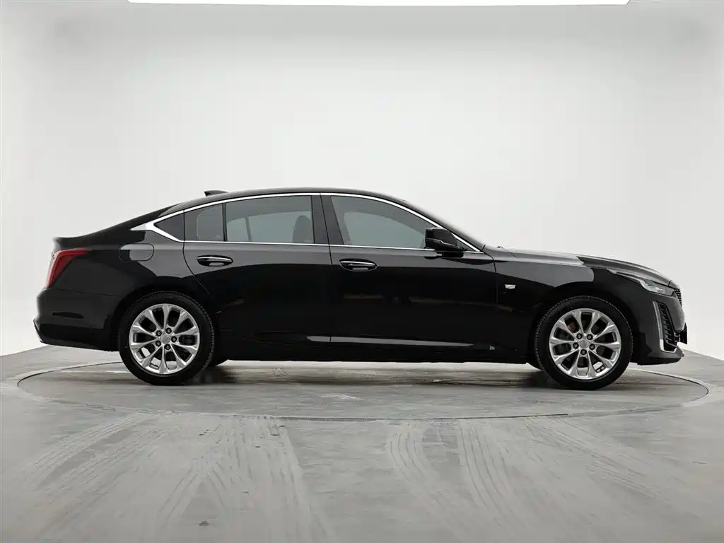 Cadillac CT5 28 T Luxury (Standard)