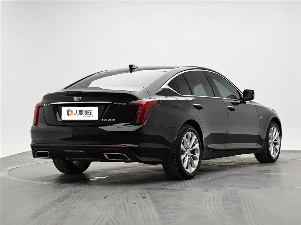Cadillac CT5 28 T Luxury (Standard)