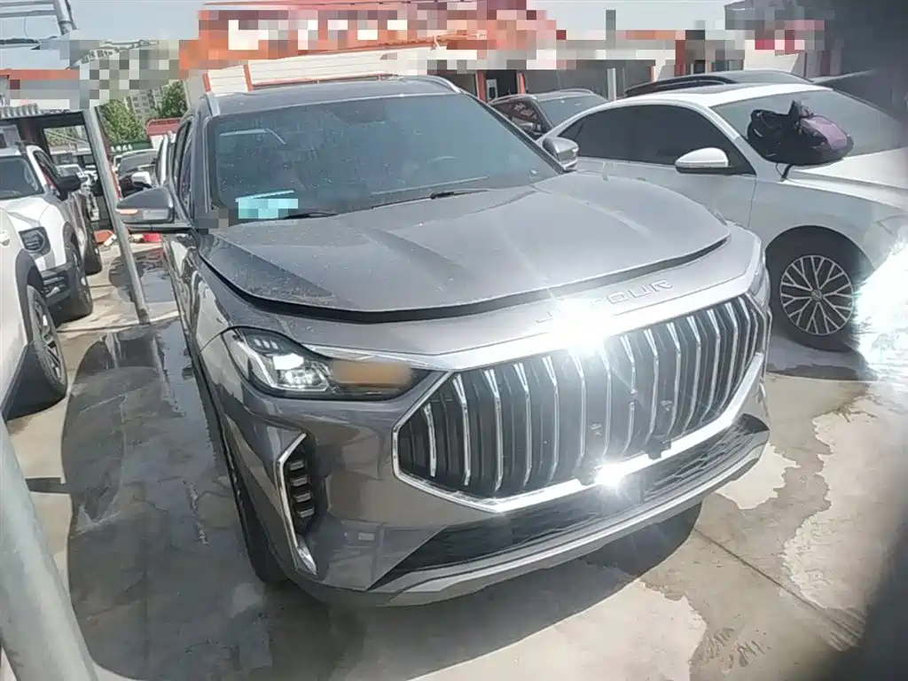 Jetour X70 PLUS 1.5 T DCT Brave PLUS 5-seat