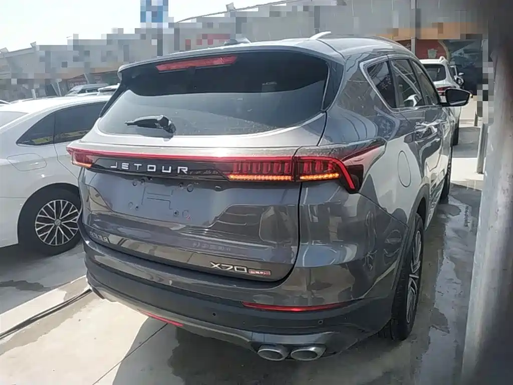 Jetour X70 PLUS 1.5 T DCT Brave PLUS 5-seat