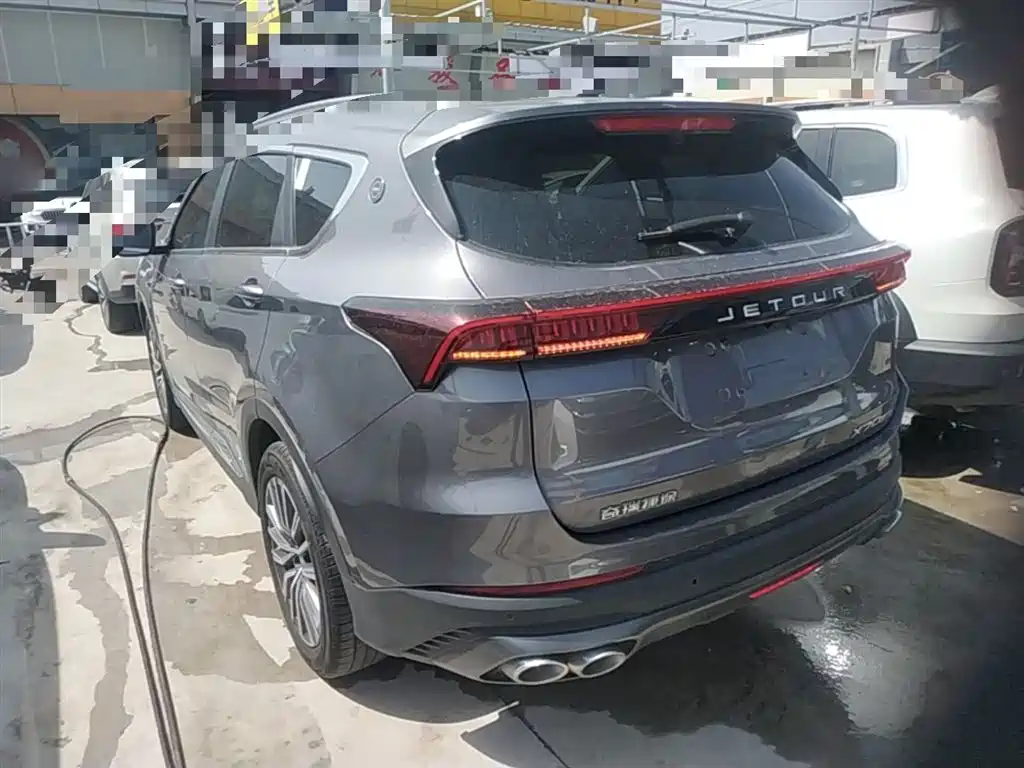 Jetour X70 PLUS 1.5 T DCT Brave PLUS 5-seat