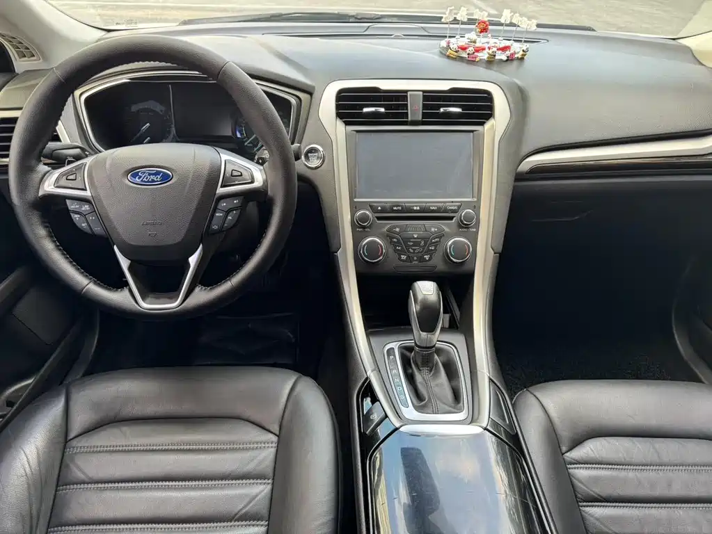 Mondeo 2.0 L GTDi200 Luxury
