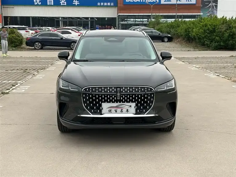 Lincoln Corsair 2.0 T 4 WD Honor Shine