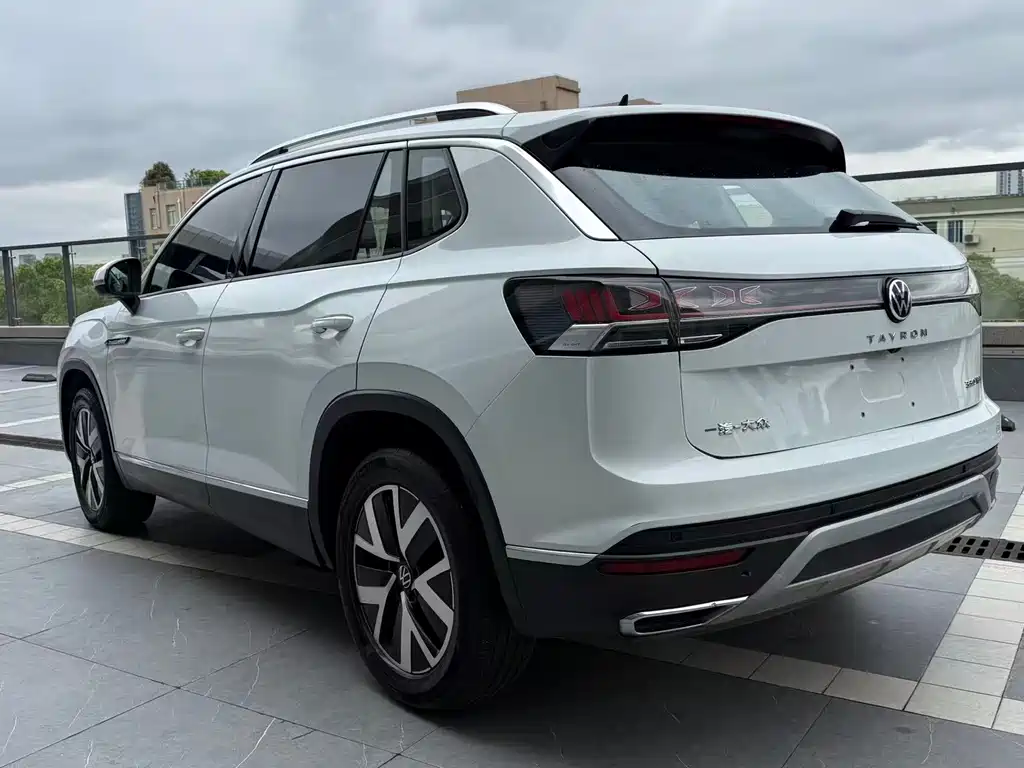 Tayron 330 TSI 2 WD Luxury Plus Advanced