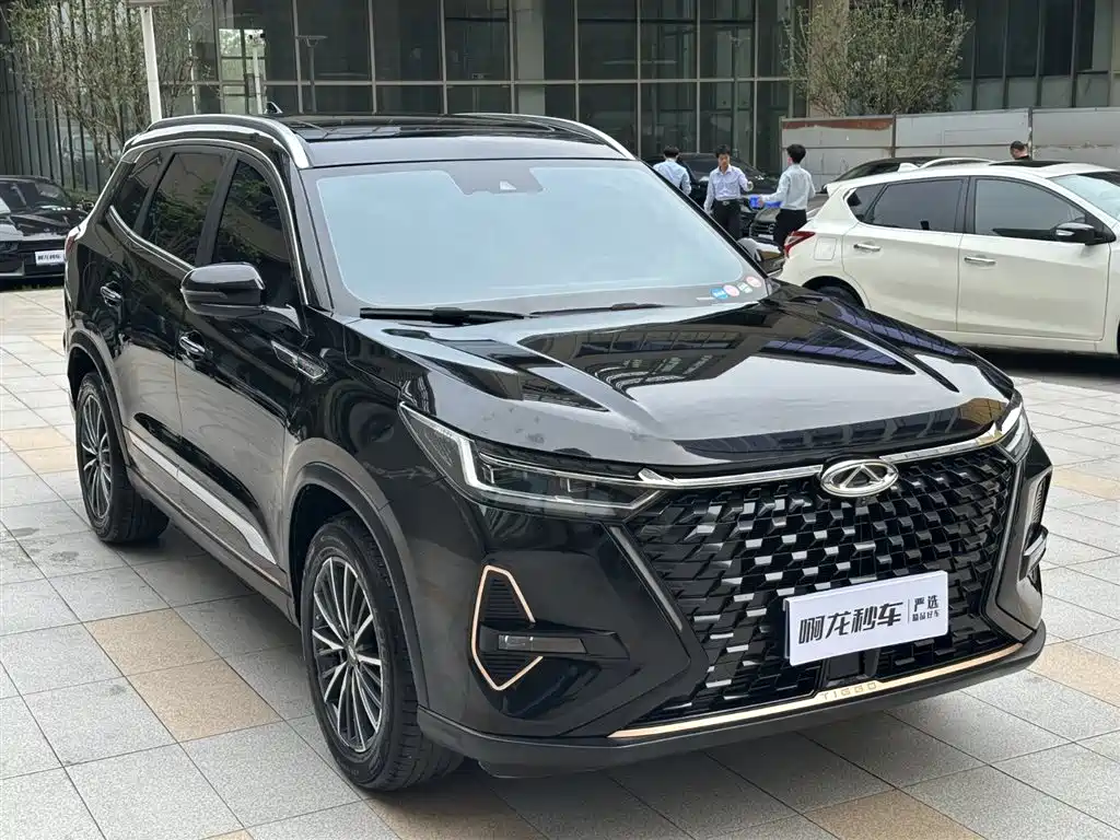 Tiggo 8 PRO 290 T 2 WD Ocean 7-seat