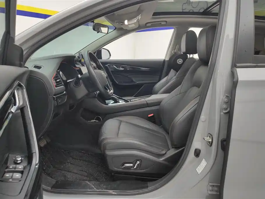 Dongfeng Fengshen AX7 Mach 1.5 T DCT DF31