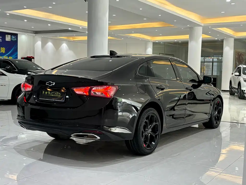 Malibu XL Redline 550 T Auto Sharp Smart