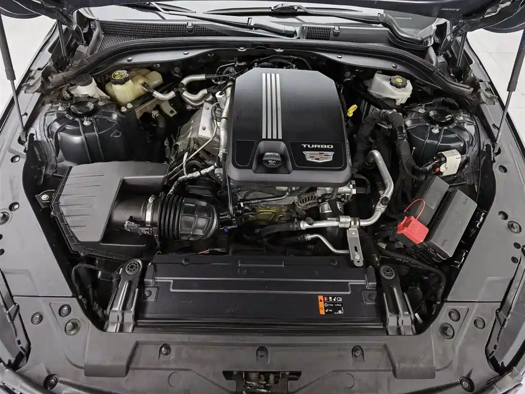 Cadillac CT5 28 T Luxury
