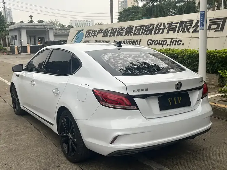 MG6 20 T Auto Trophy10 th Anniversary