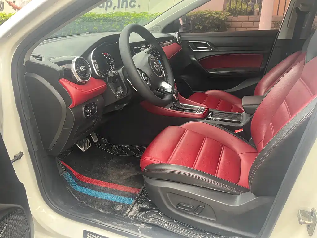 MG6 20 T Auto Trophy10 th Anniversary