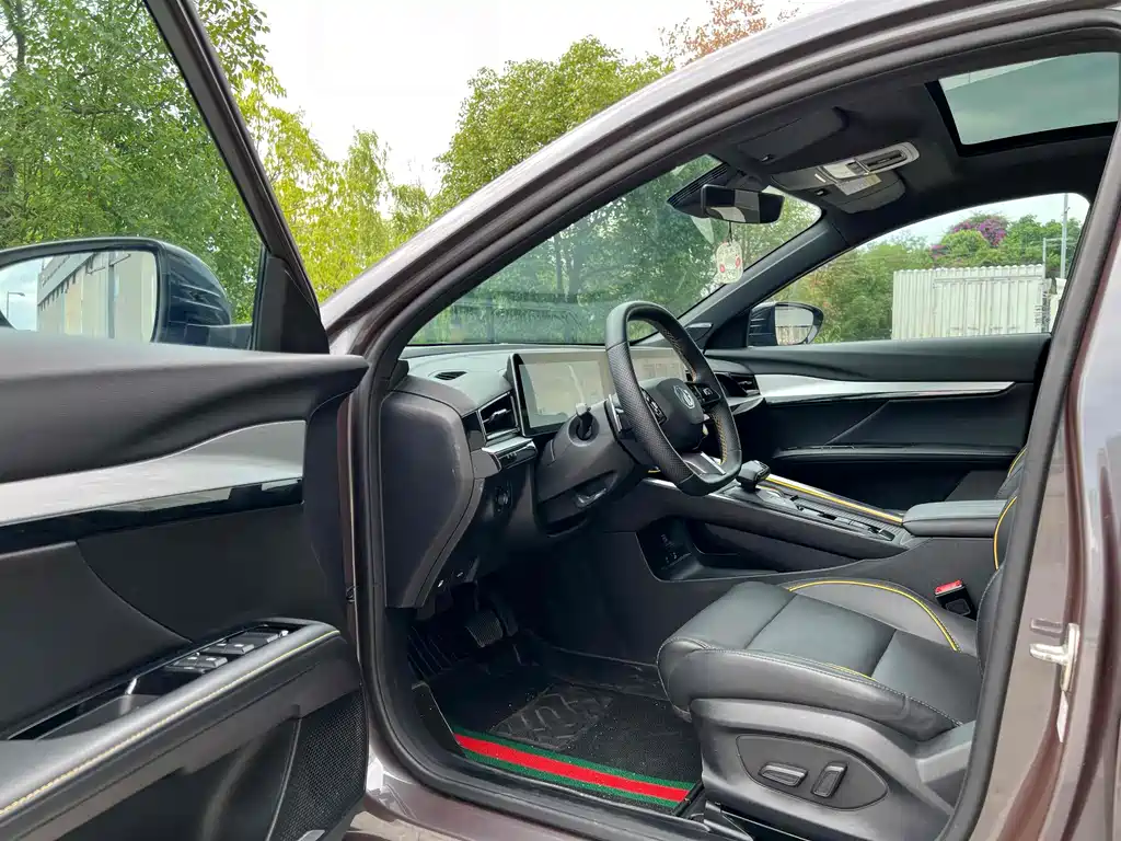 MG5 Scorpio 1.5 T Luxury