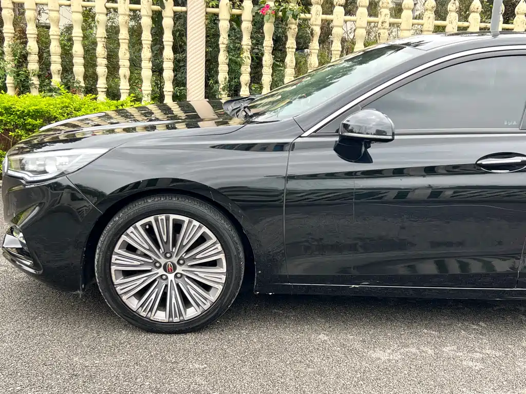 Hongqi H5 Classic 1.8 T Auto Connected Flagship