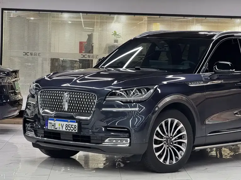 Lincoln Aviator 3.0 T V6 4 WD Graceful