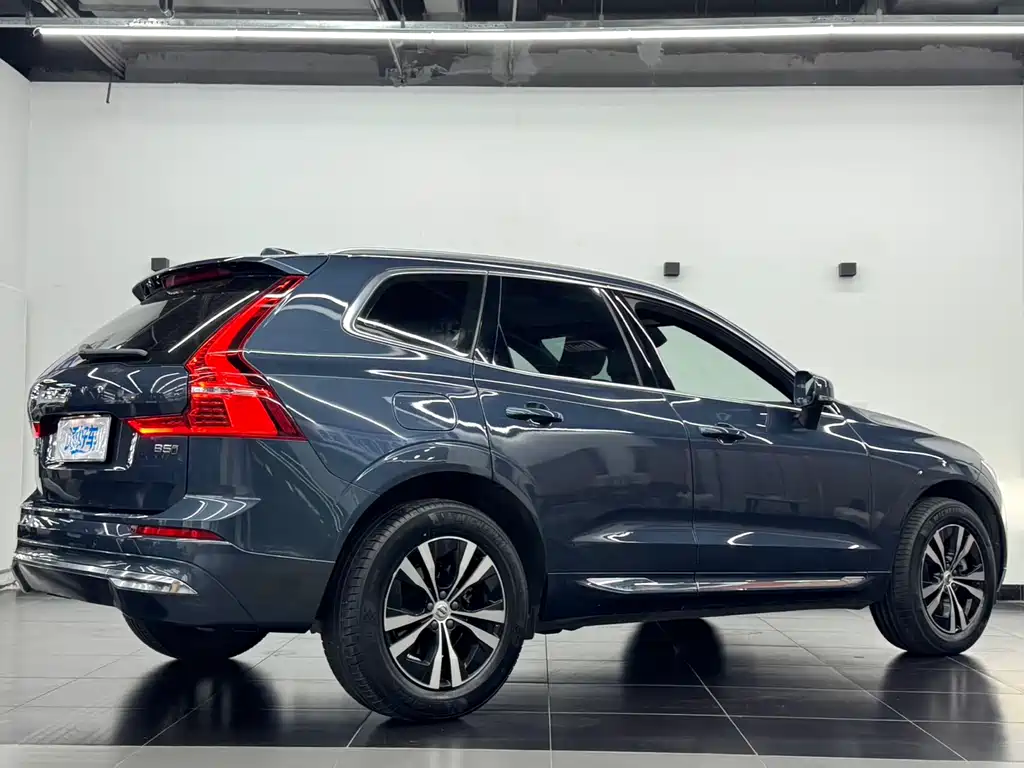 Volvo XC60 B5 4 WD Smart Ease Luxury