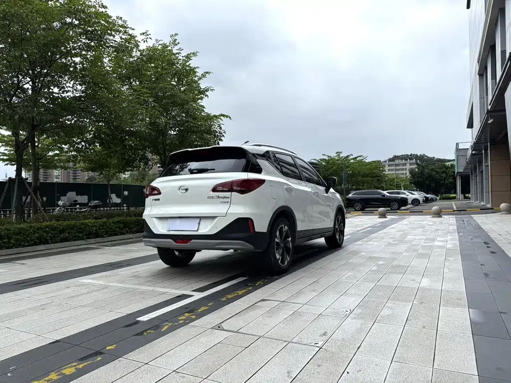 GAC Trumpchi GS3 传祺GS3 2021款 POWER 270 T 自动红动版