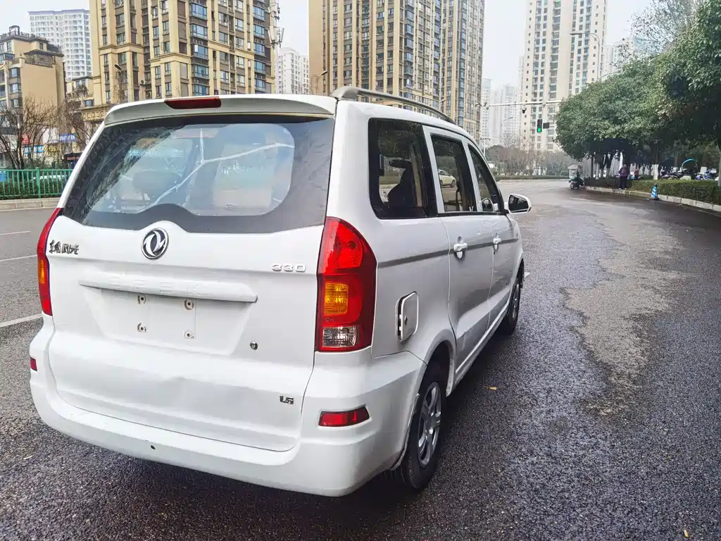 Fengguang 330 1.5 L Manual Pleasure DK15