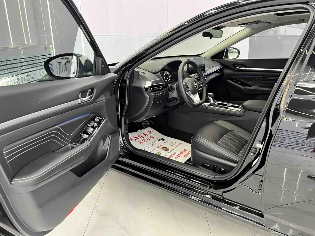 Teana 2.0 L XL-Upr Enjoyment