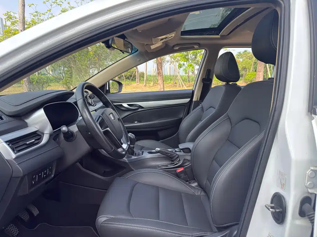 Emgrand 1.5 L Manual Upward Connected