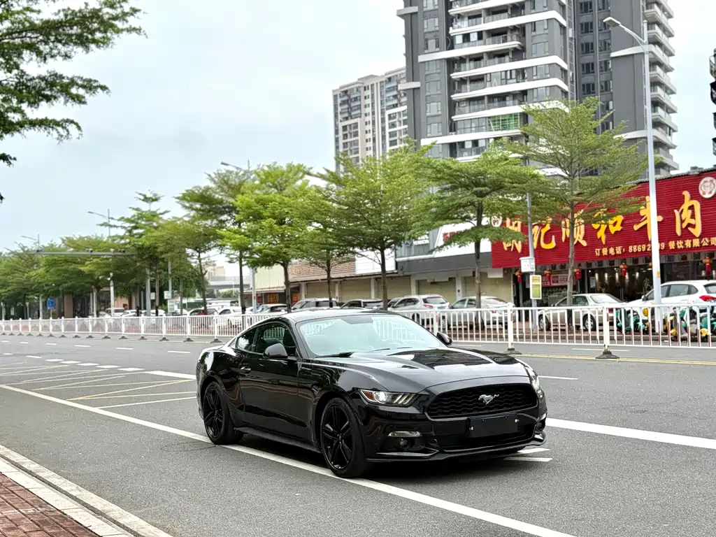 Mustang 2.3 T Performance
