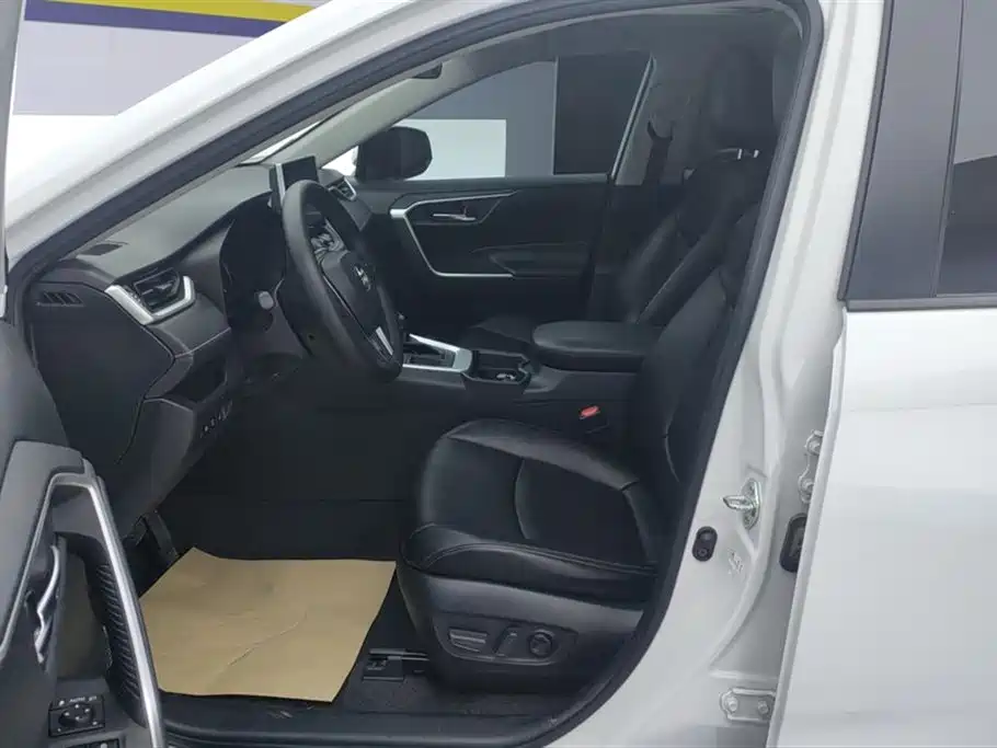 RAV4 2.0 L CVT 2 WD Style Plus