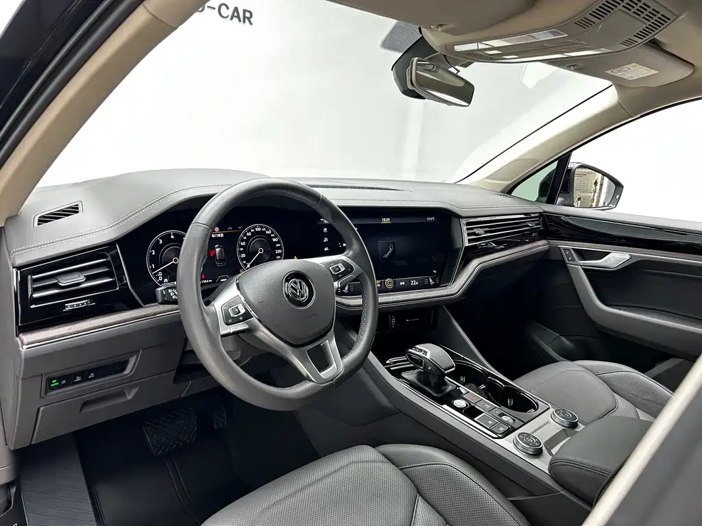 Touareg 3.0 TSI Sharp Enjoyment CN-VI