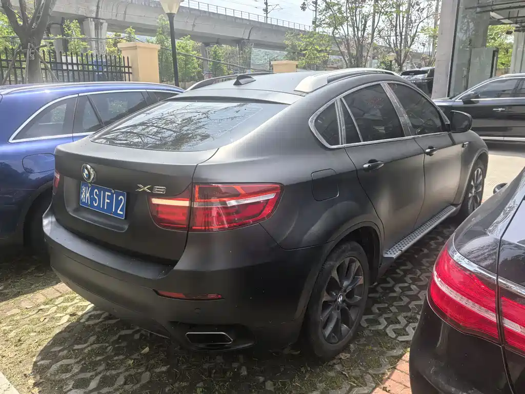 BMW X6 xDrive35 i