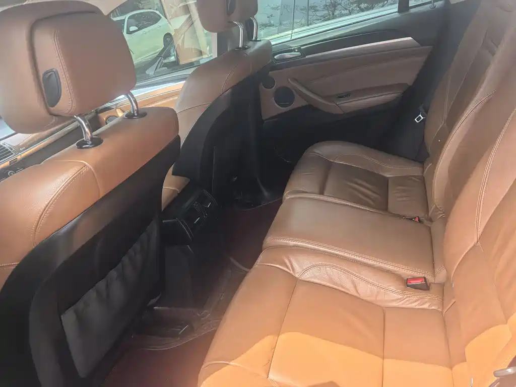 BMW X6 xDrive35 i