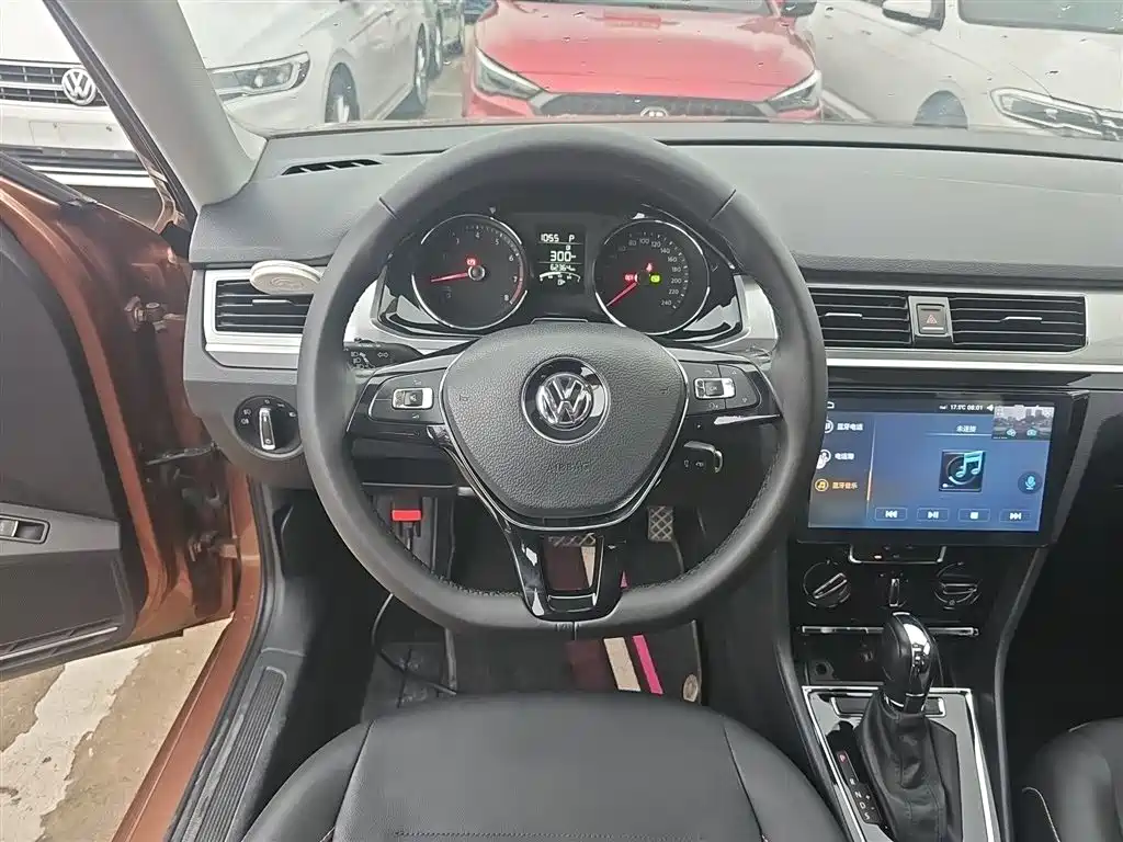 Bora 1.5 L Auto Comfort