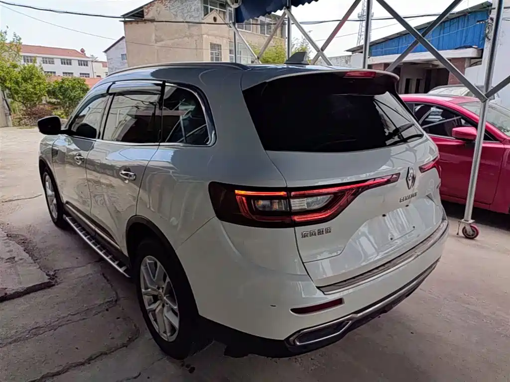 Koleos 科雷傲 2017款 2.5 L 两驱尊贵版