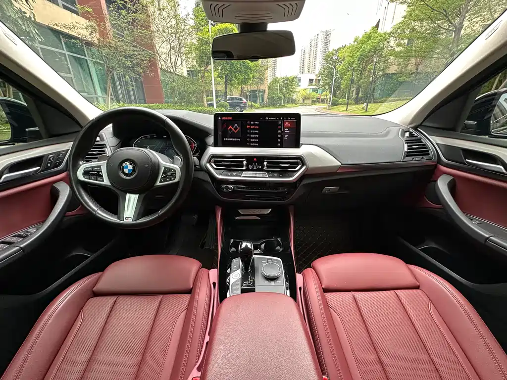 BMW X4 xDrive 25 i M Sport Package