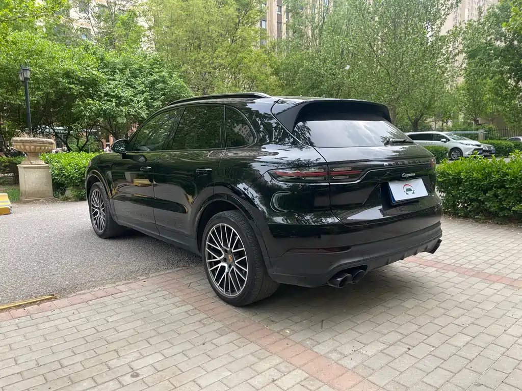 Cayenne Cayenne S 2.9 T