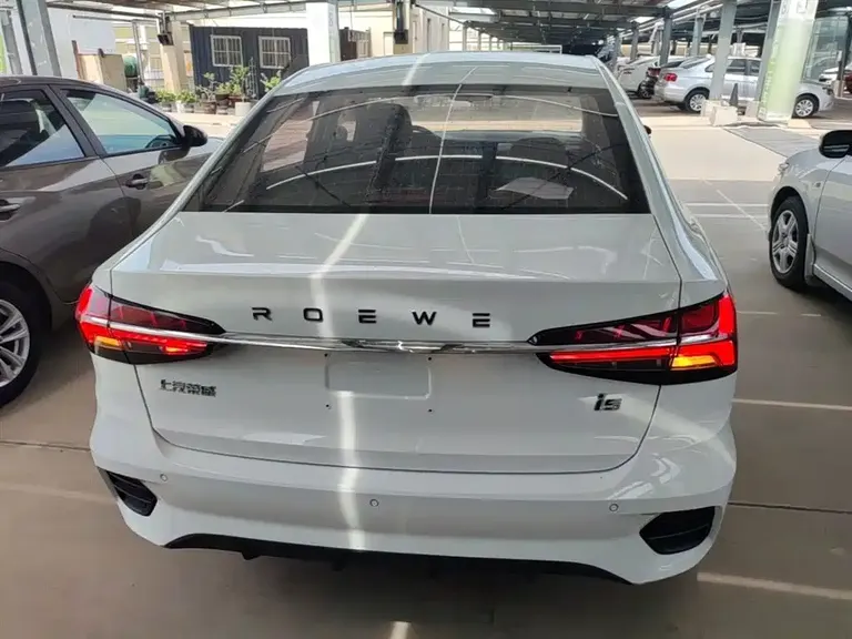 Roewe i5 1.5 L Manual Platinum