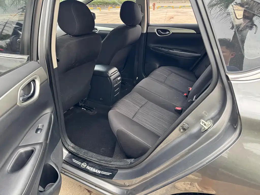 Sylphy Classic 1.6 XE CVT Comfort