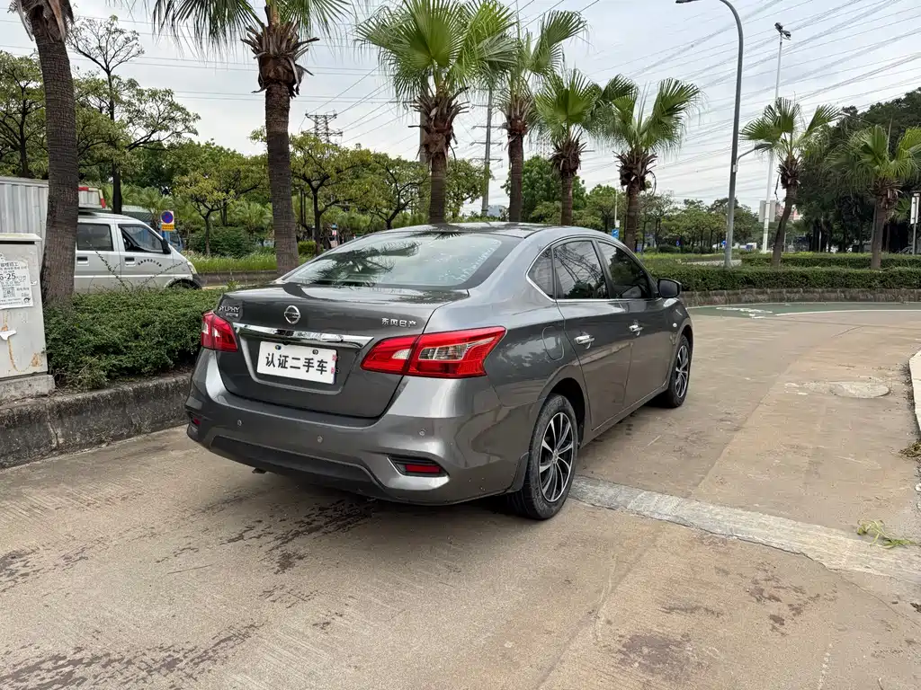 Sylphy Classic 1.6 XE CVT Comfort