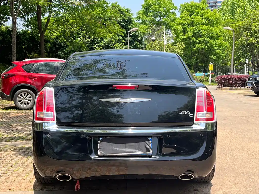 Chrysler 300 C (Import) 3.6 L Supreme Comfort