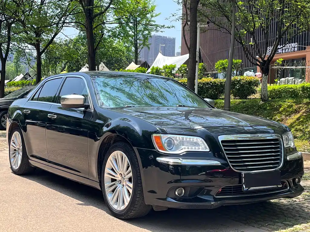 Chrysler 300 C (Import) 3.6 L Supreme Comfort