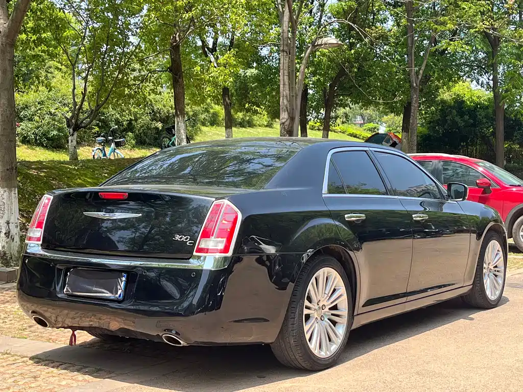 Chrysler 300 C (Import) 3.6 L Supreme Comfort
