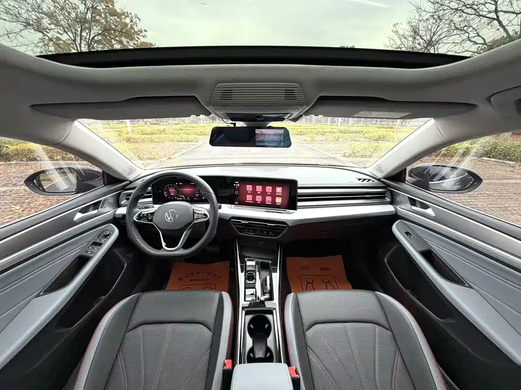 Lamando Lamando L 280 TSI DSG Spicy Cool