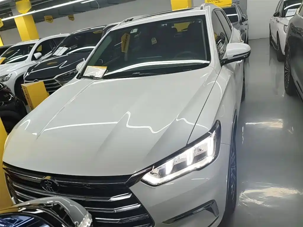 Song Pro NEV DM 1.5 T 4 WD Performance Luxury