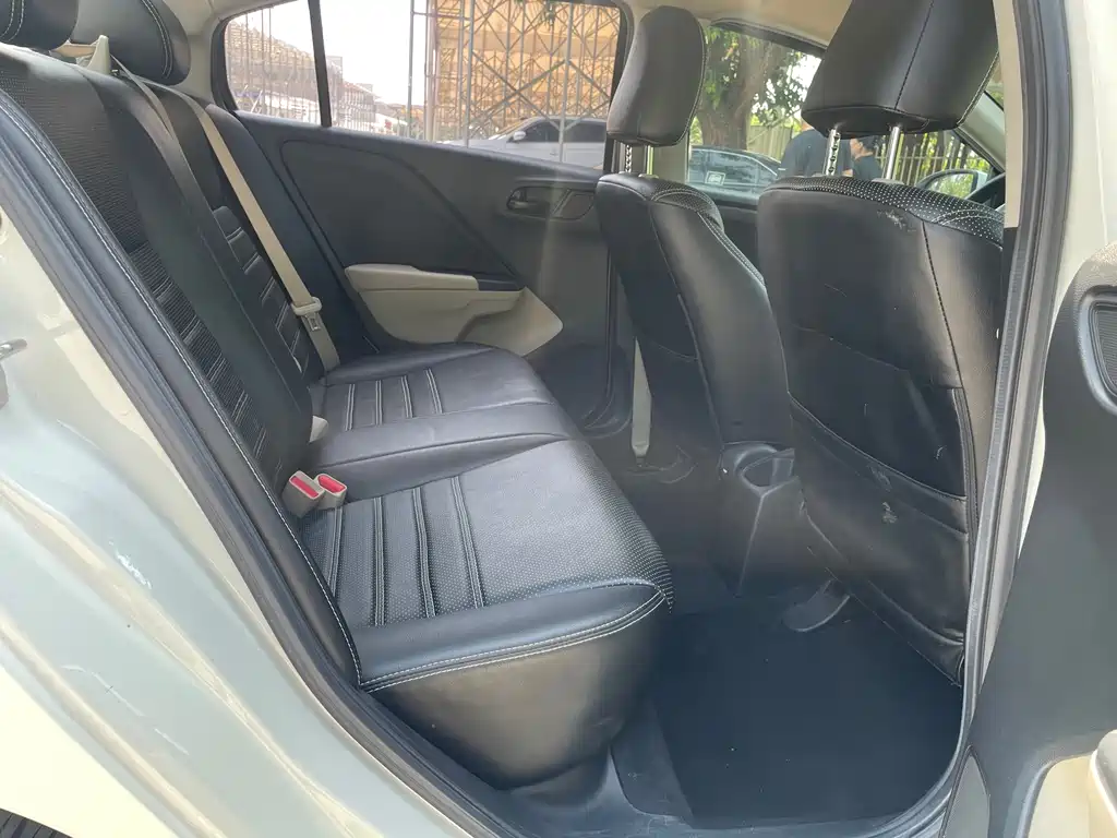 City 1.5 L CVT Comfort