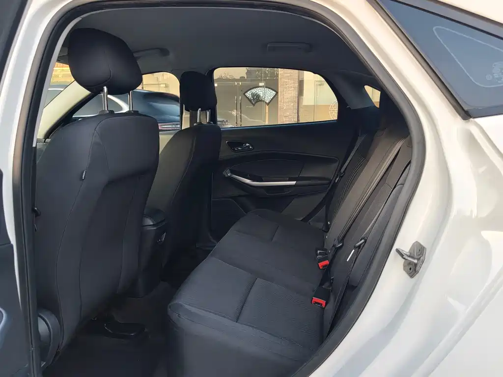 Escort Facelift 1.5 L Auto Quality Enjoyment( ) CN-VI
