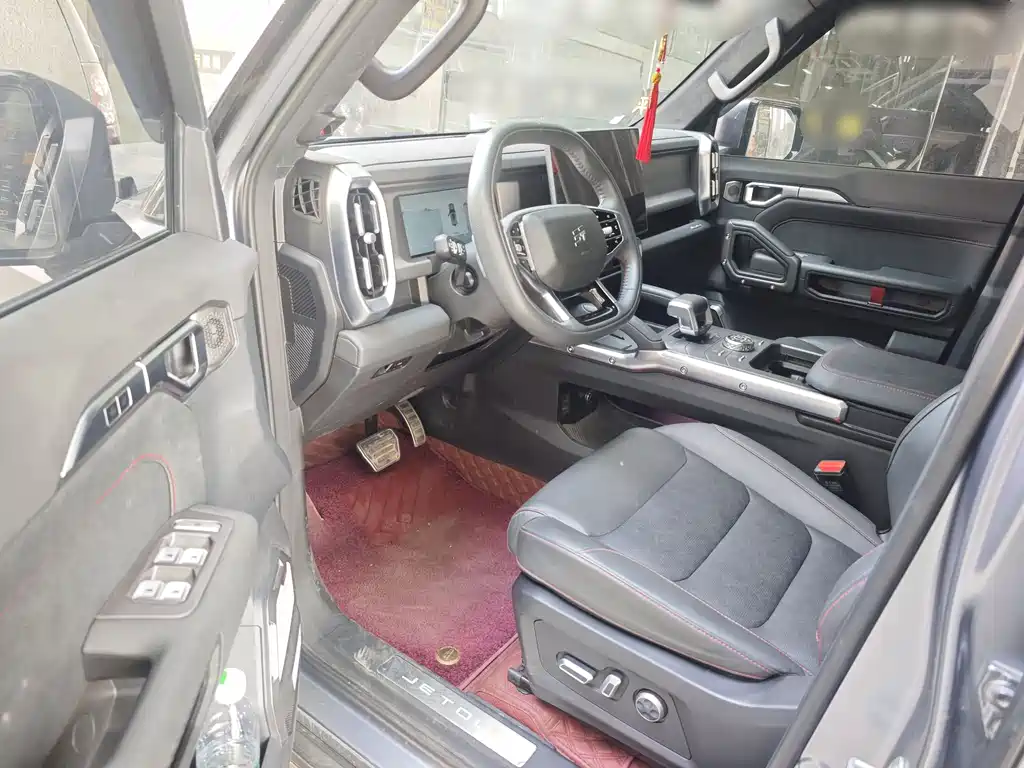 Jetour Traveller 2.0 T 4 WD Cross PRO+
