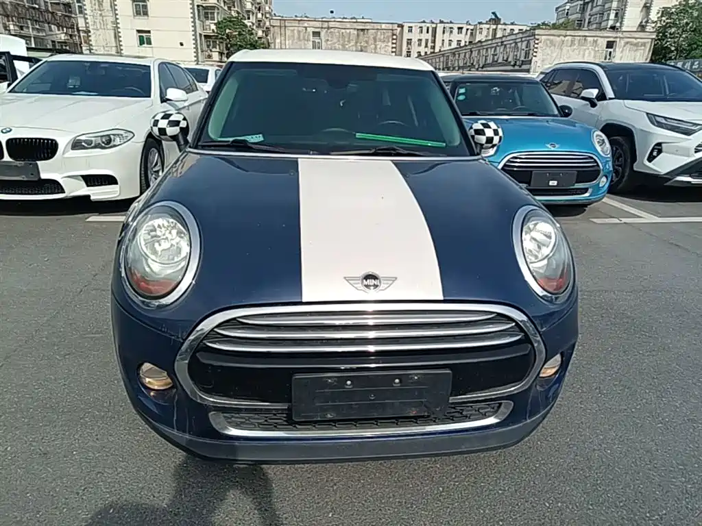 MINI 1.5 T COOPER Fun 5-door